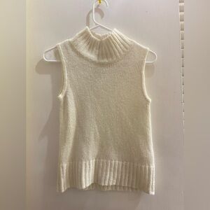 Knit Turtle Neck Cream Top